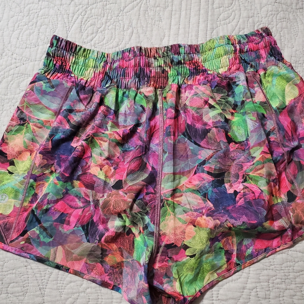 Lulu Hotty Hot High-Rise Lined Short sz 8 NBW